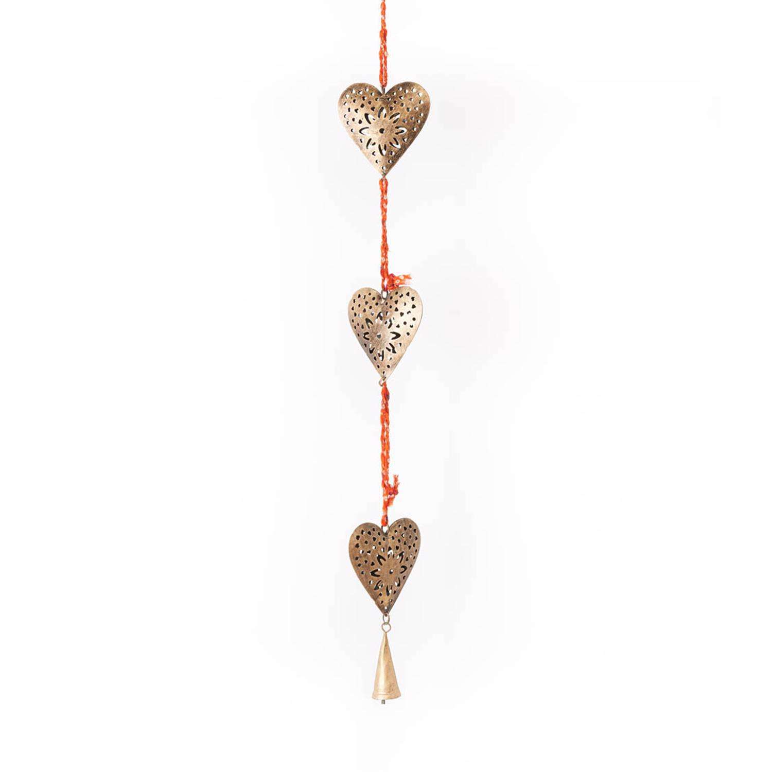  Matr Boomie Chakshu Sari Multi-color Iron 4 In. Heart Trio Bell Chimes