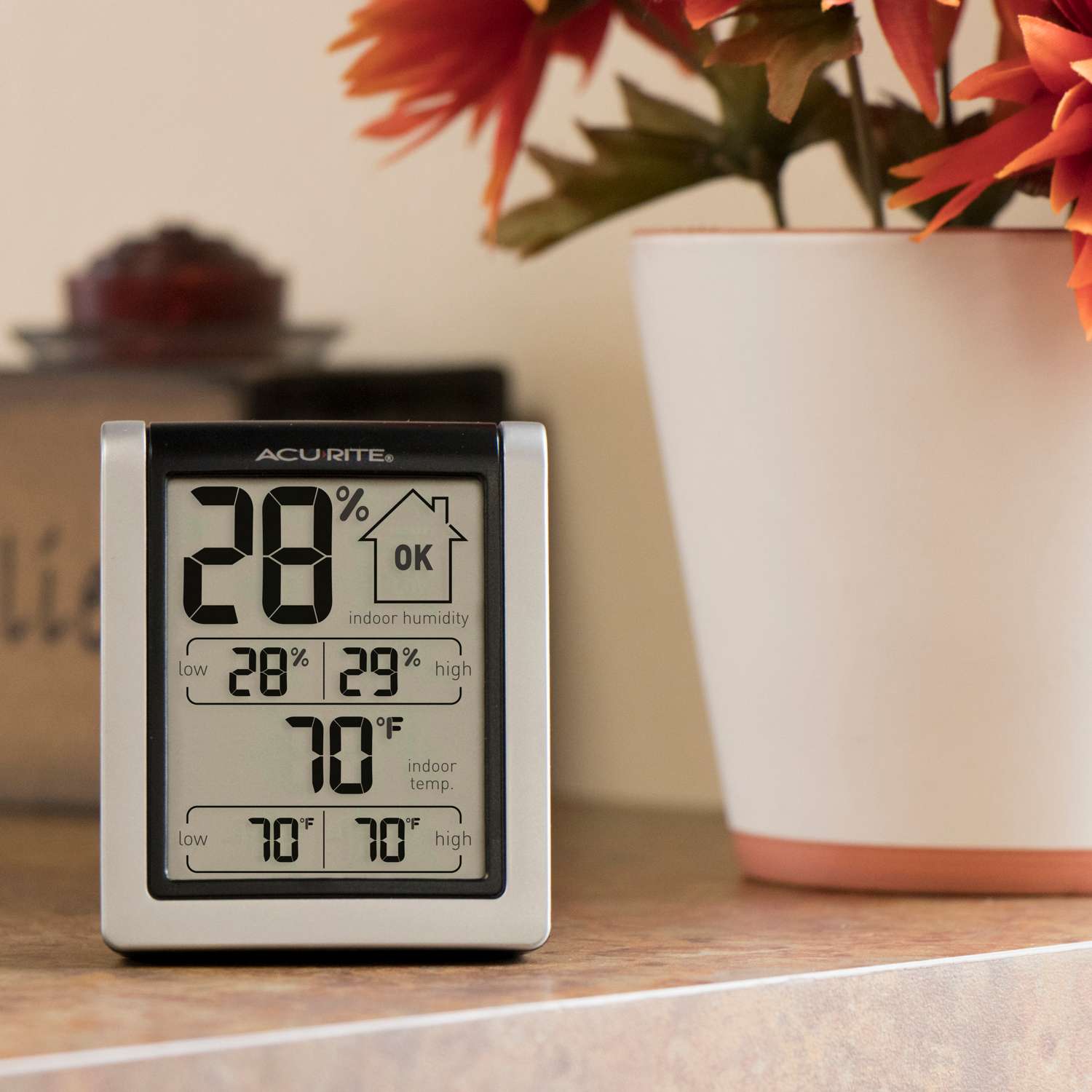 AcuRite Humidity Meter/Thermometer Plastic Gray